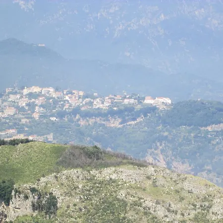 Mira Amalfi Апартаменты