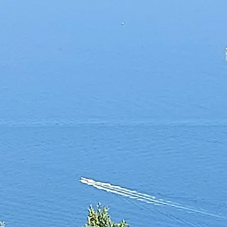 Mira Amalfi * Agerola