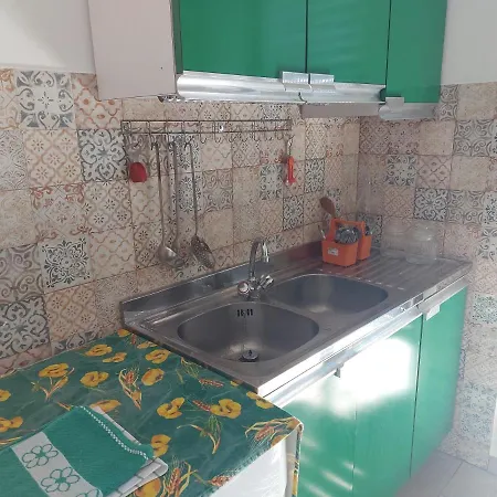 Mira Amalfi