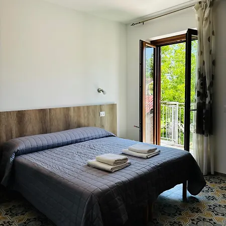 Mira Amalfi Apartment